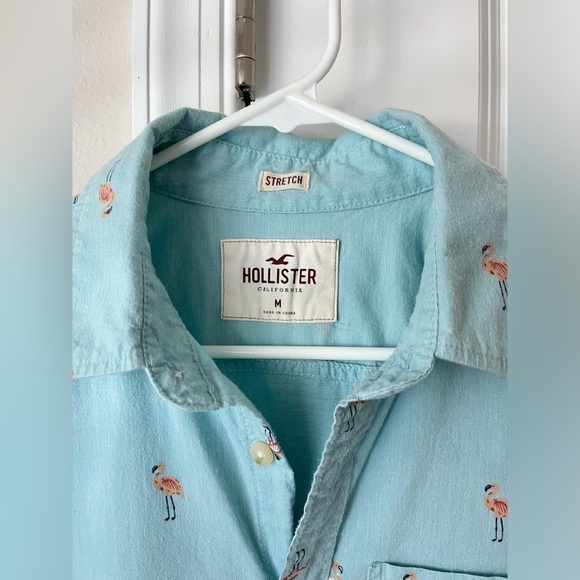 Hollister men's collared button down shirt Medium teal flamingos resortwear Prep - Picture 3 of 8